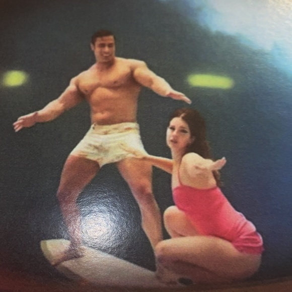 Lana Del Rey postcard 🍒 - Picture 3 of 6